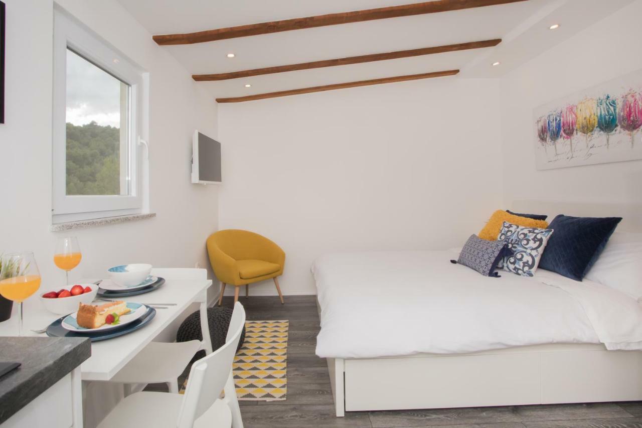 Studio Apartment Skatula スクラーディン エクステリア 写真